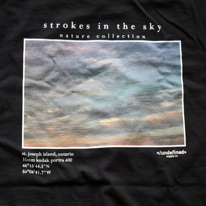 Strokes in the Sky | Nature Collection